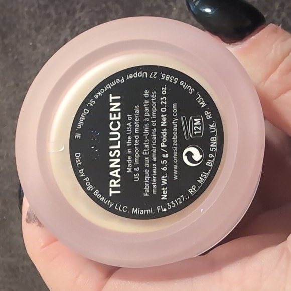 One/Size Translucent Ultimate Setting Powder - Picture 6 of 8